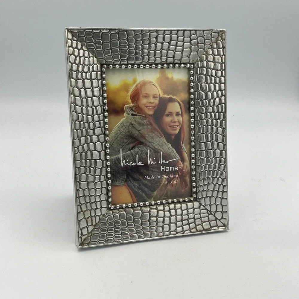 Nicole Miller Home Crocodile Silver 4 x 6 Photo Frame Solid Metal
